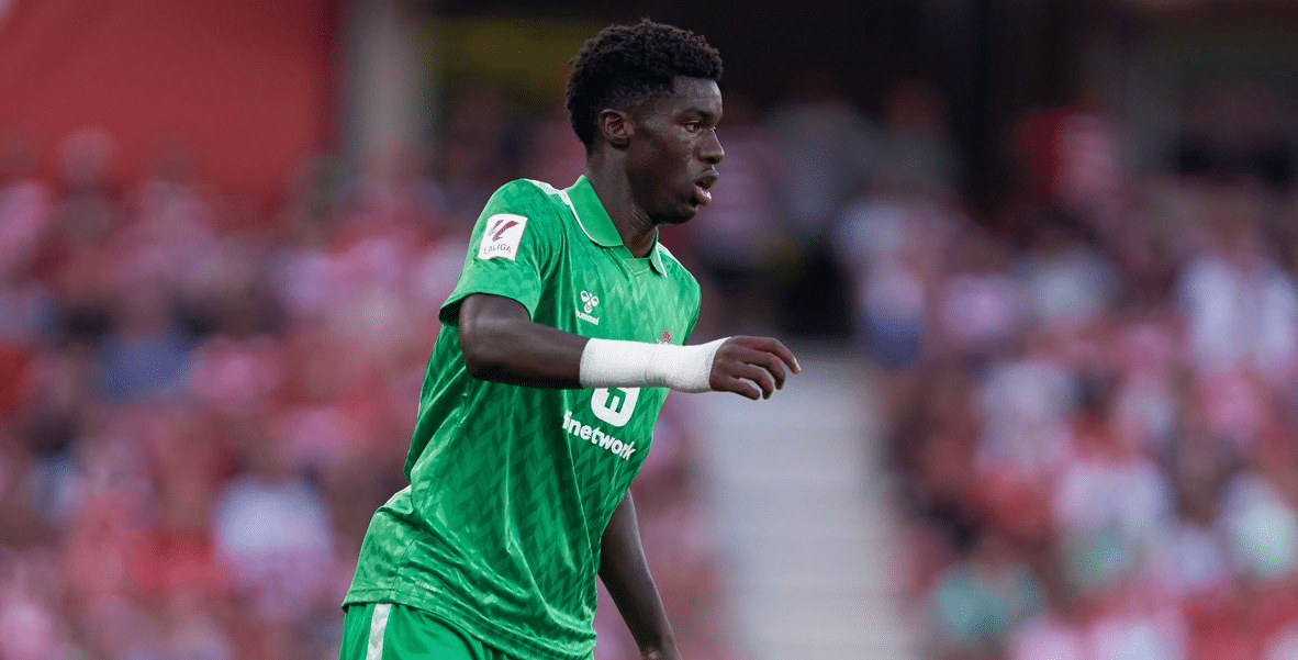 Prod&iacute;gio do Betis, Assane Diao anotou uma pintura logo em sua estreia por La Liga