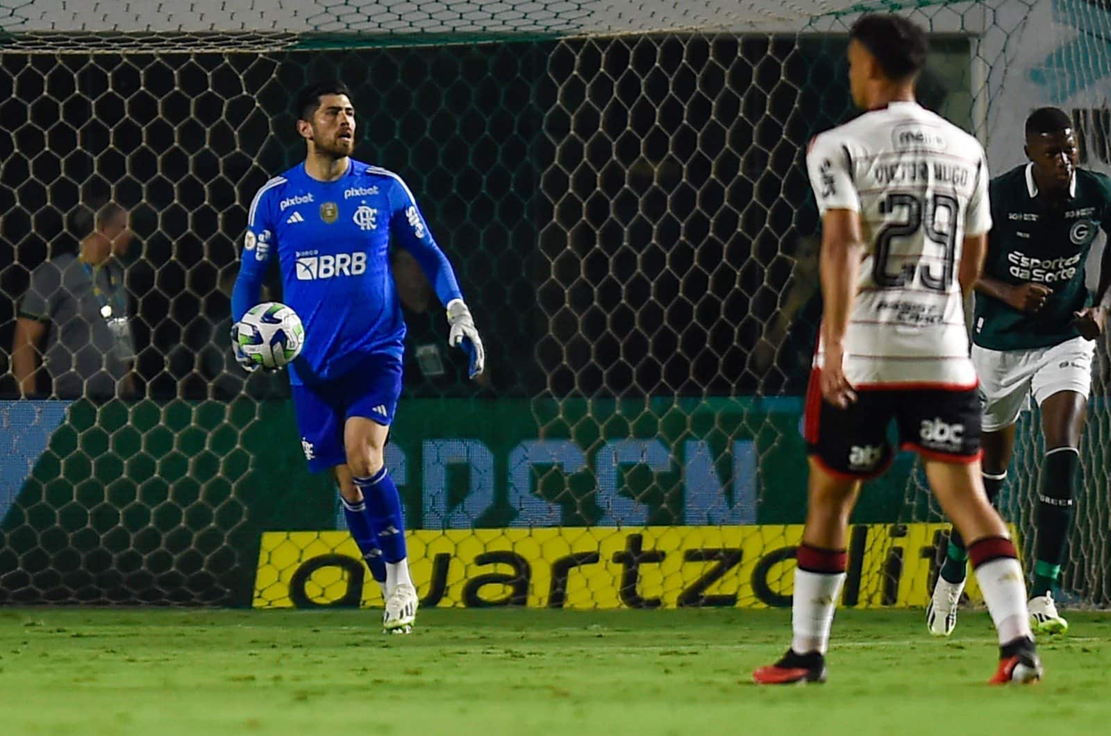 Flamengo e Goi&aacute;s protagonizam um dos jogos mais sonolentos do futebol brasileiro em 2023