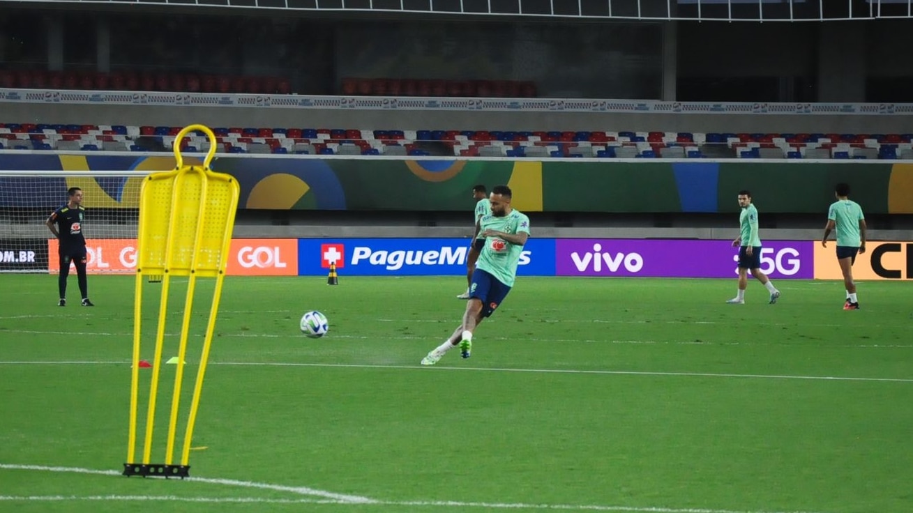 Diniz est&aacute; empolgado com o que viu no primeiro treino de Neymar pela Sele&ccedil;&atilde;o