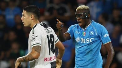 Apesar da cis&atilde;o, Osimhen salientou seu profissionalismo e liderou a goleada sobre a Udinese