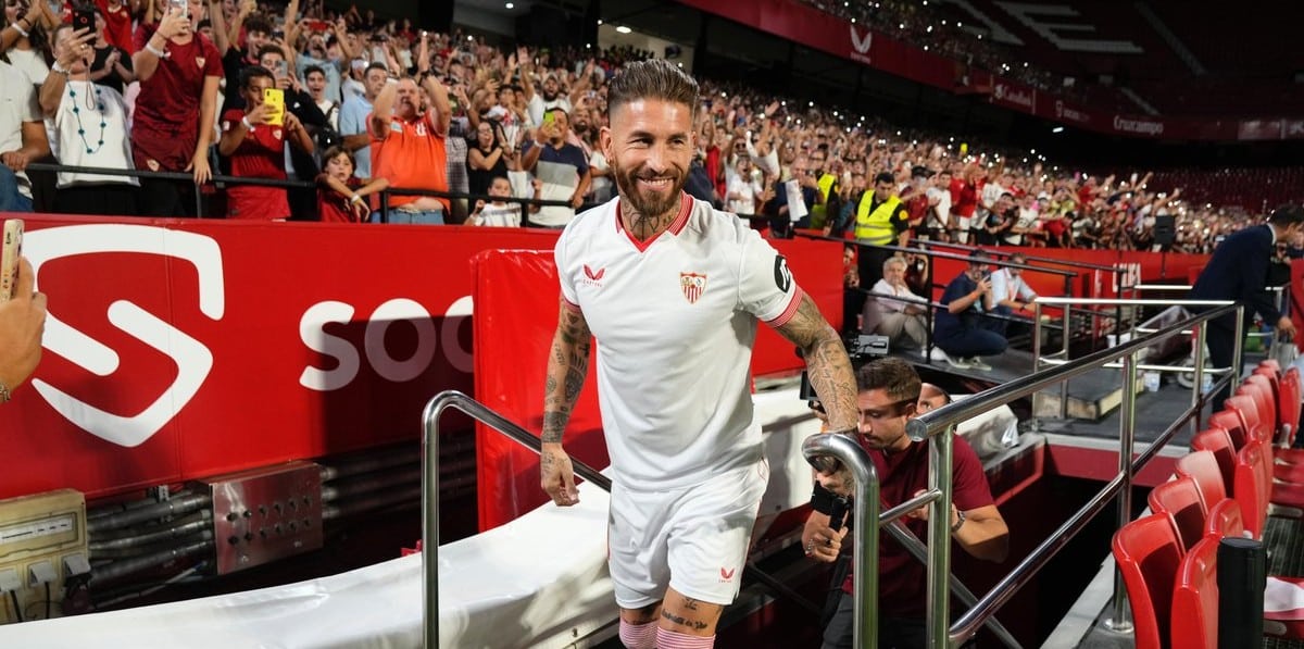 Foi emocionante a apresenta&ccedil;&atilde;o de Sergio Ramos na volta ao Sevilla, com casa cheia