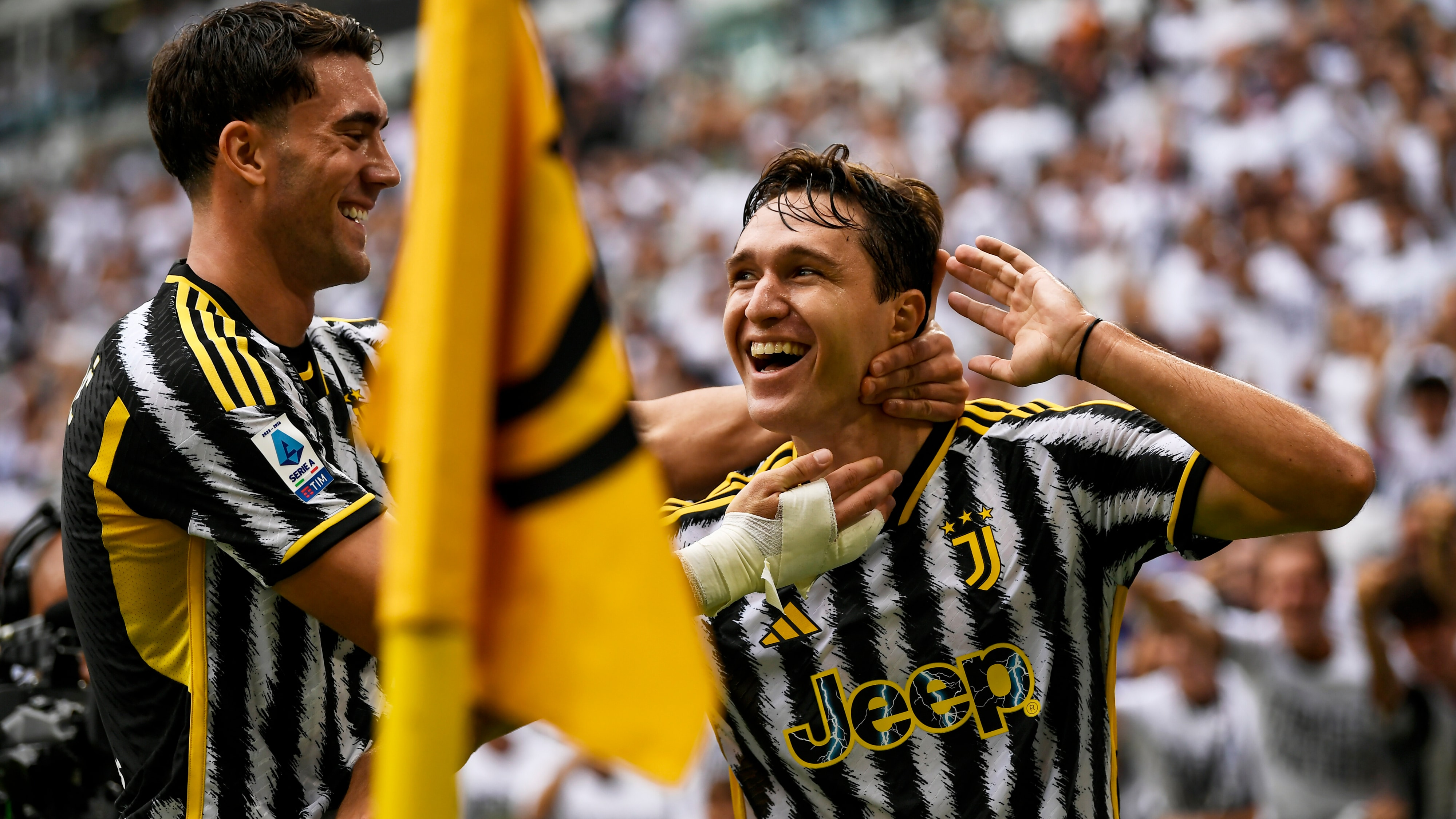 Um embalado Vlahovic decidiu a grande vit&oacute;ria da Juventus sobre a Lazio