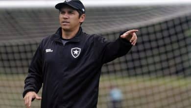 Botafogo: L&uacute;cio Fl&aacute;vio aposta em &lsquo;menos &eacute; mais&rsquo; para reencontrar o rumo pelo t&iacute;tulo do Brasileiro