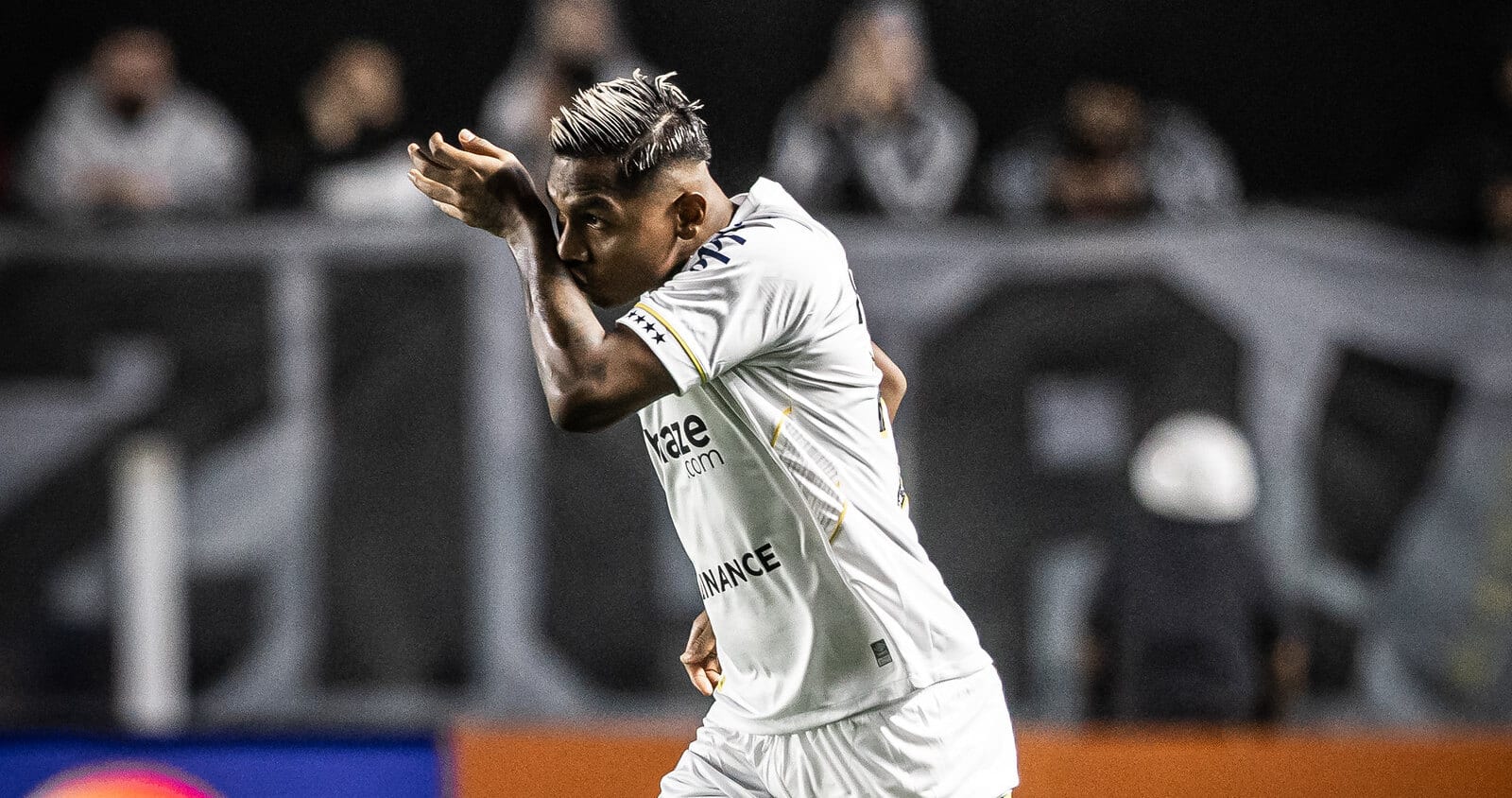 Santos: Sem Soteldo, suspenso contra o Palmeiras, chegou a hora de Morelos ser titular?