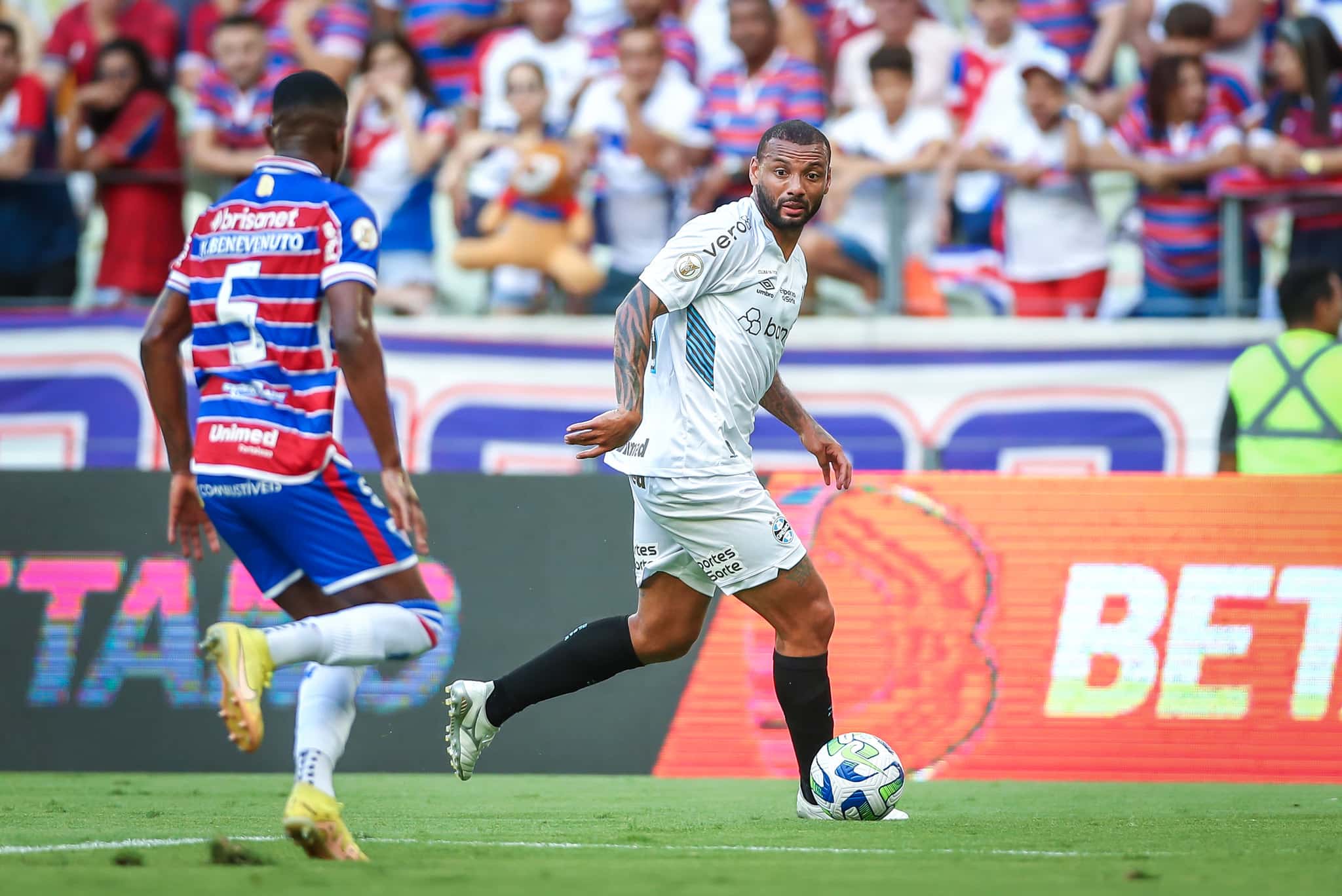 Contrata&ccedil;&otilde;es do meio do ano pouco acrescentaram ao Gr&ecirc;mio at&eacute; agora