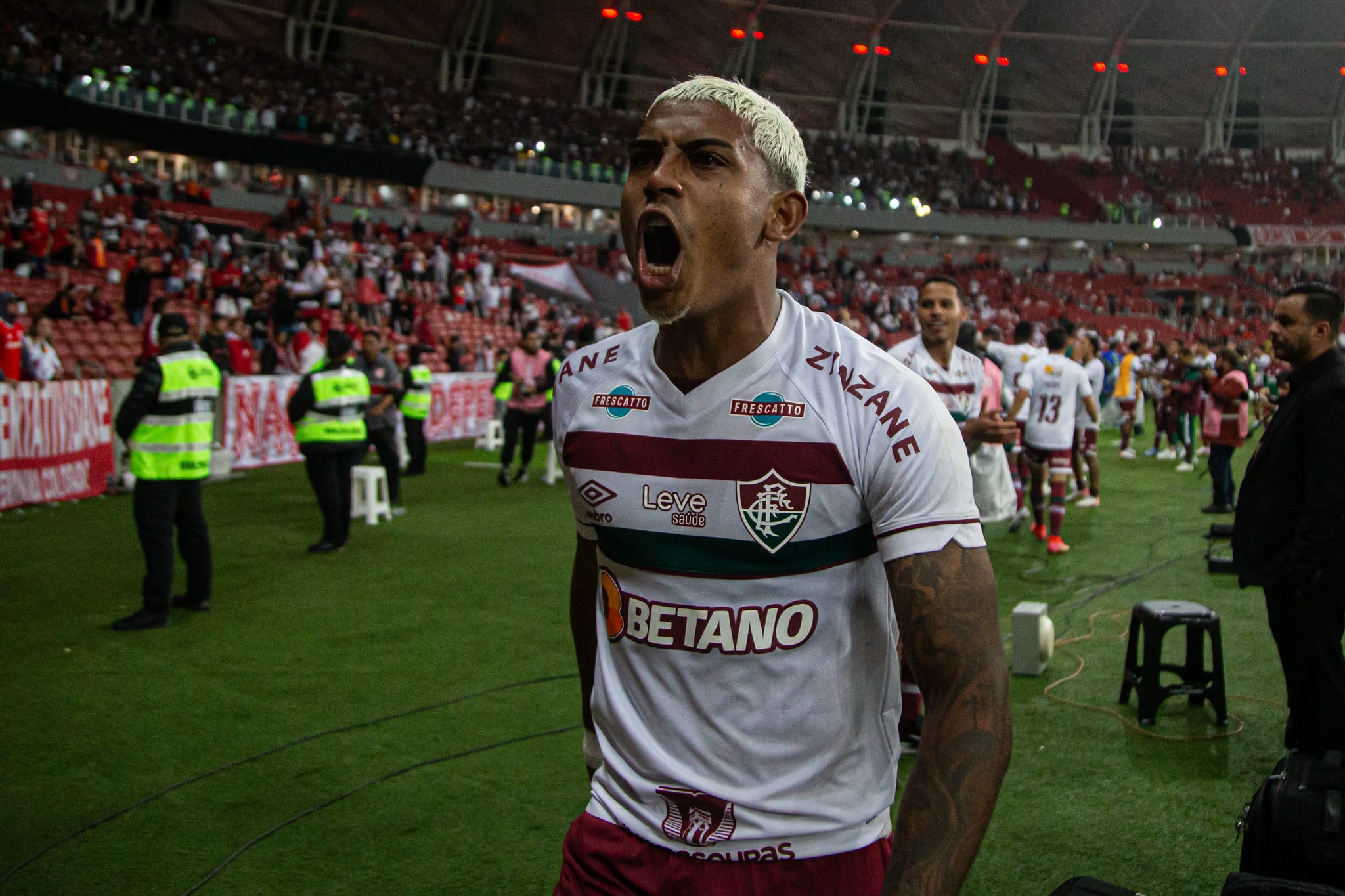 John Kennedy renovou com o Fluminense, que n&atilde;o desistiu da joia e apostou em sua transforma&ccedil;&atilde;o - Foto: Marcelo Gon&ccedil;alves/Fluminense FC