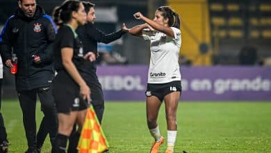 Libertadores Feminina: Corinthians come&ccedil;a mal, mas vence Colo-Colo no segundo tempo da estreia