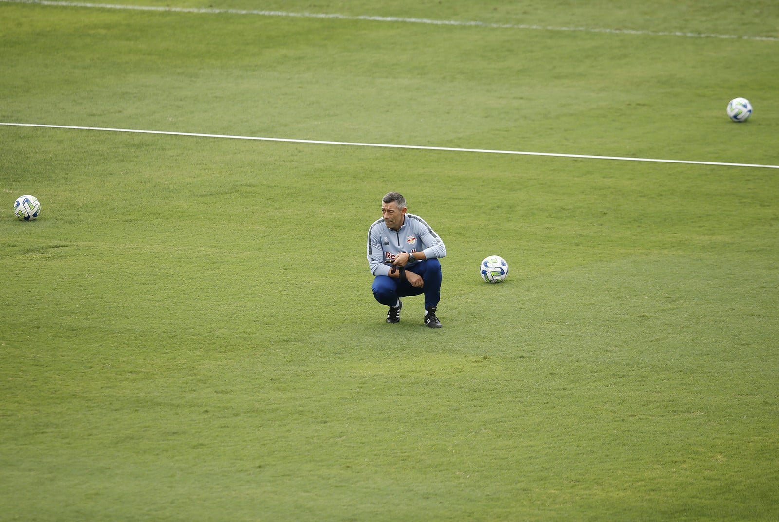 Pedro Caixinha no treino do Red Bull Bragantino