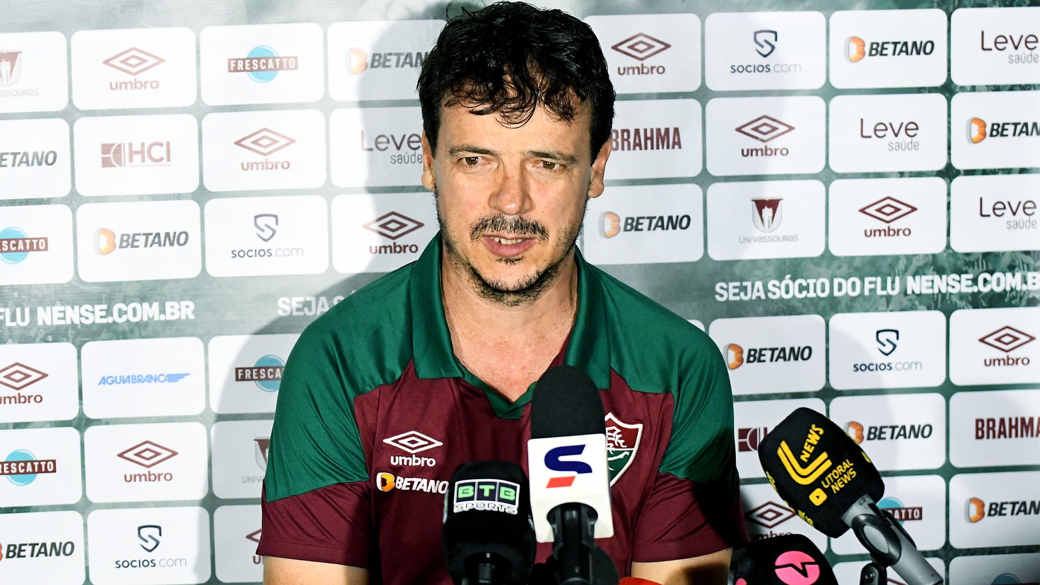 Fernando Diniz admitiu Fluminense "displicente" no Brasileiro, mas projeta equipe concentrada na Libertadores - Foto: Mailson Santana/Fluminense FC