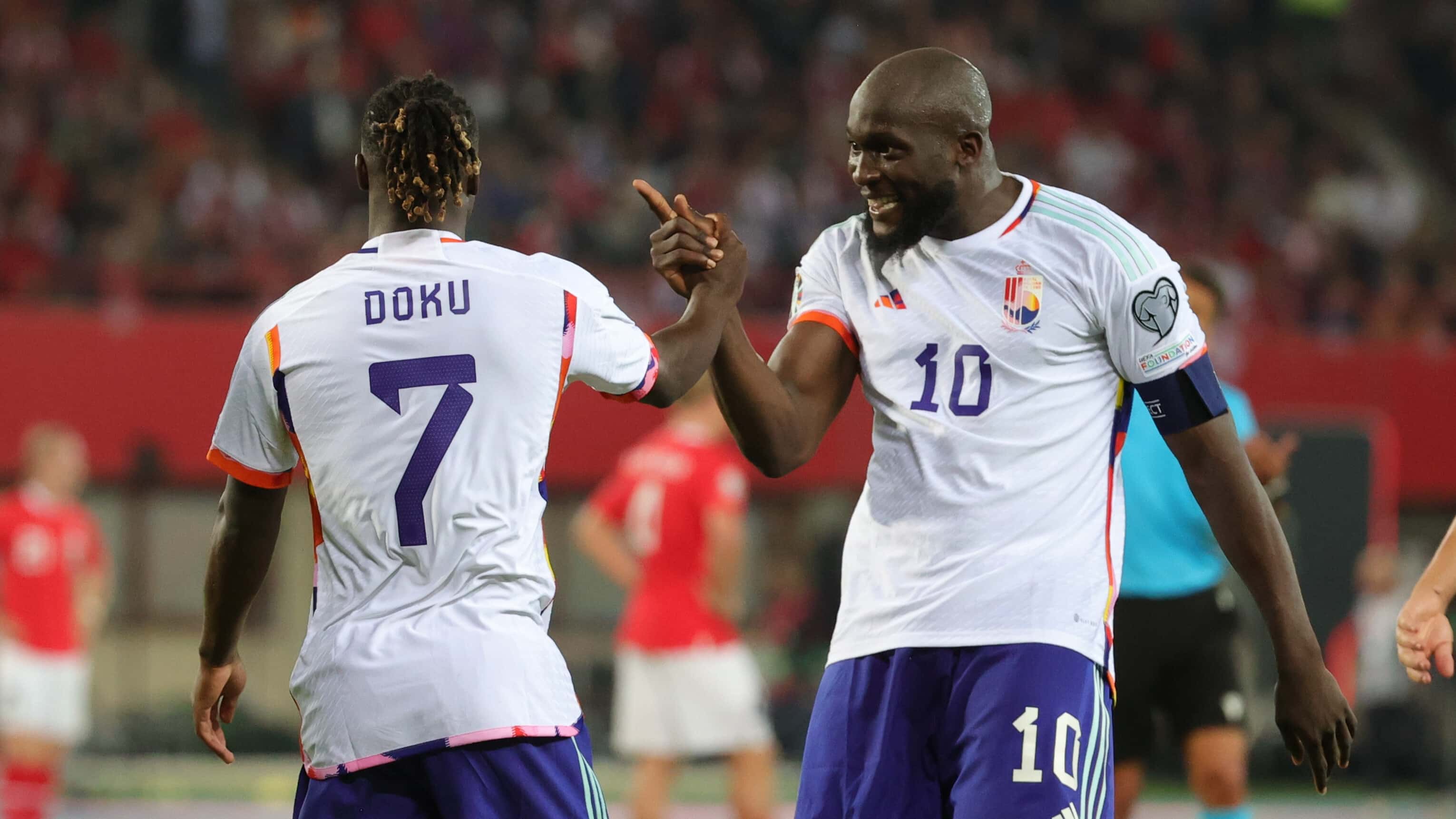 Trio de ataque da B&eacute;lgica resolve e garante vit&oacute;ria sobre a &Aacute;ustria e vaga na Euro