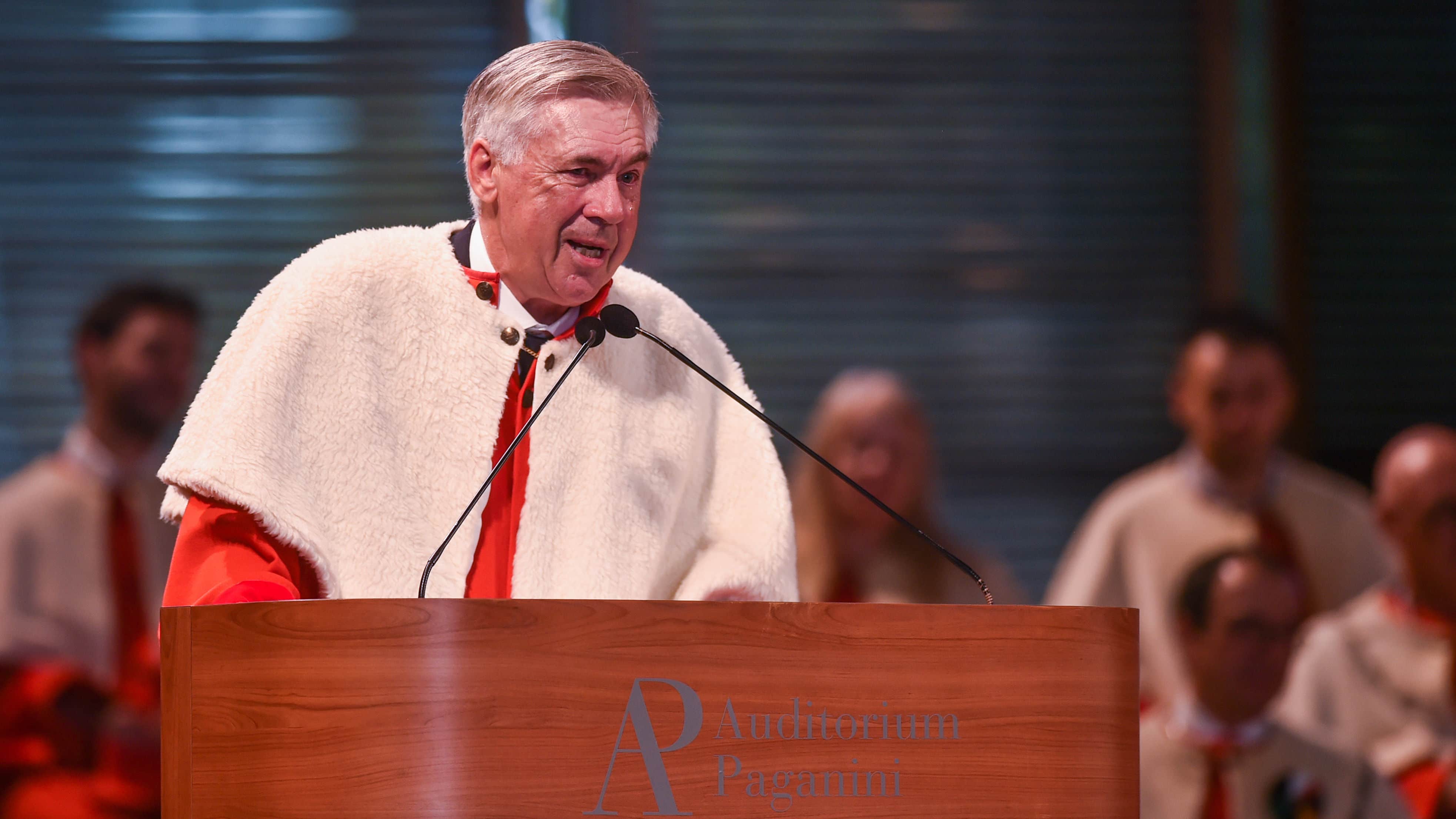 Fala de Ancelotti mostra o porqu&ecirc; de ele ser t&atilde;o grande: escuta, ensina e n&atilde;o imp&otilde;e