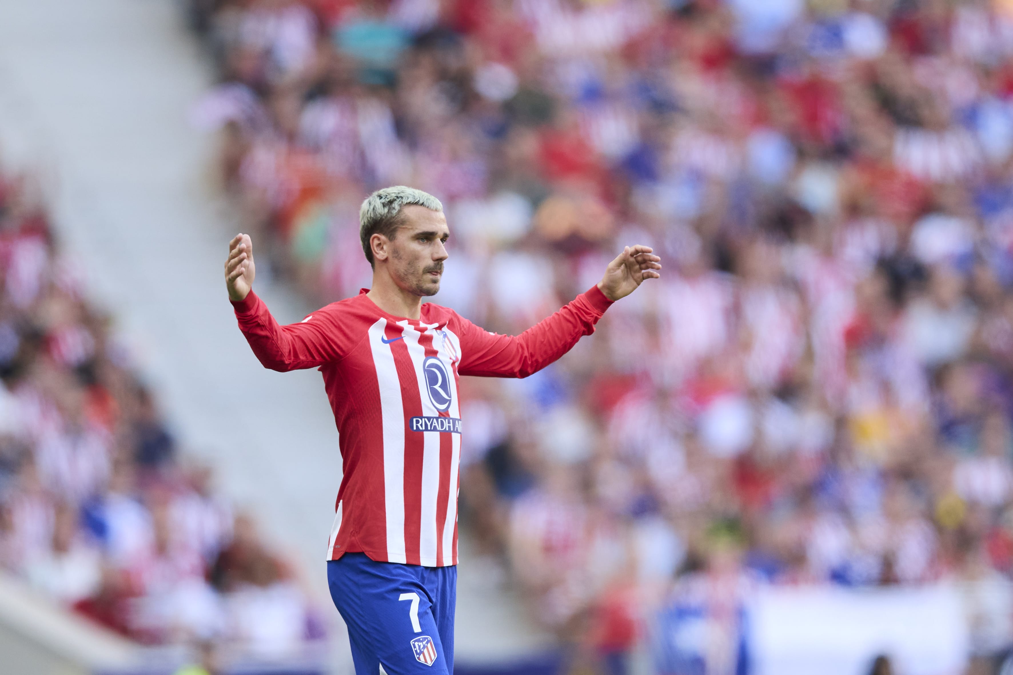Griezmann decide contra a Real Sociedad e mant&eacute;m embalo do Atl&eacute;tico de Madrid