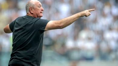 Felip&atilde;o exalta Rubens e sai em defesa de Jemerson, vaiado pela torcida: &lsquo;&Eacute; um absurdo&rsquo;