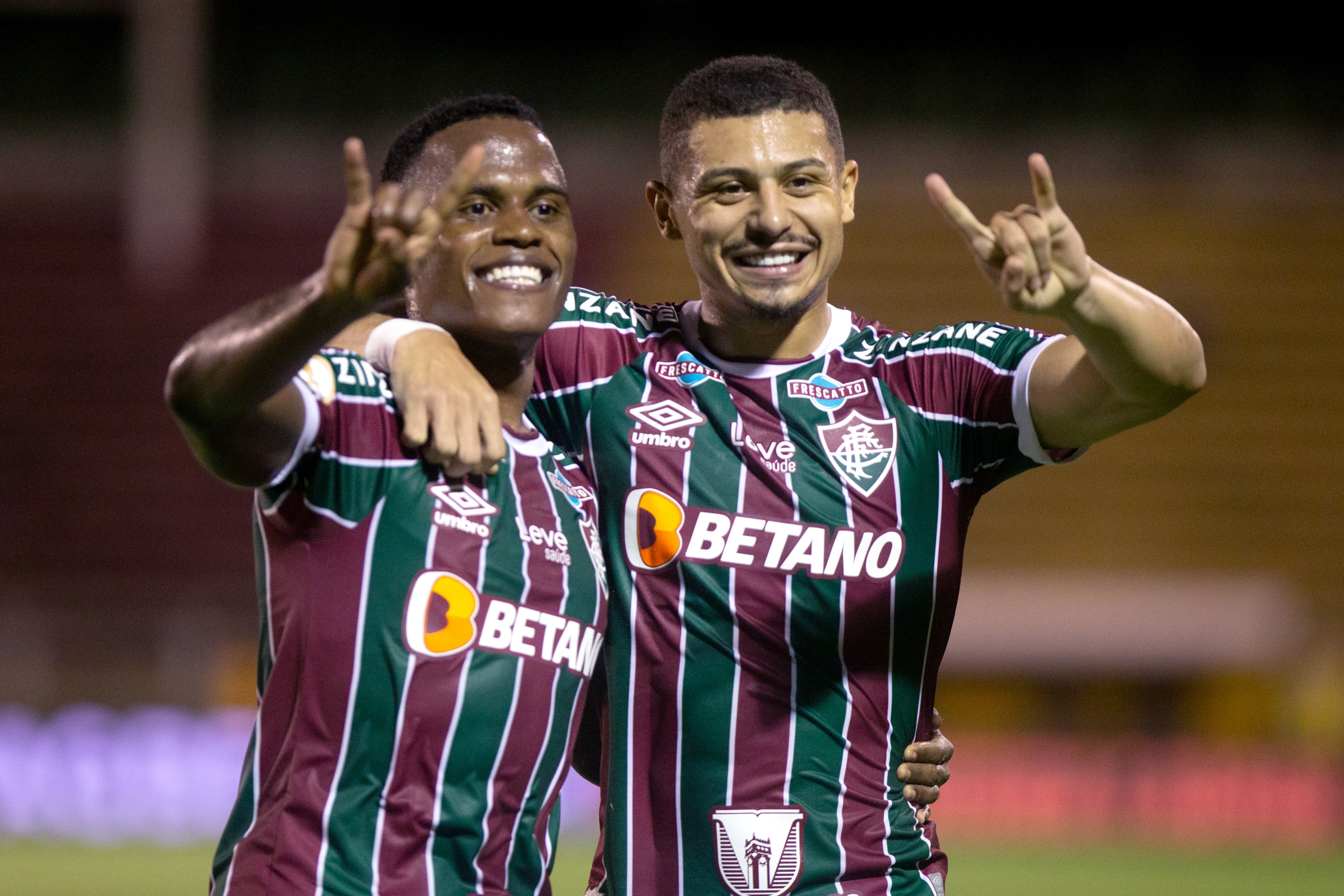 Fluminense bate Goi&aacute;s e in&iacute;cio sonolento para convencer em &uacute;ltimo teste de titulares antes da Libertadores