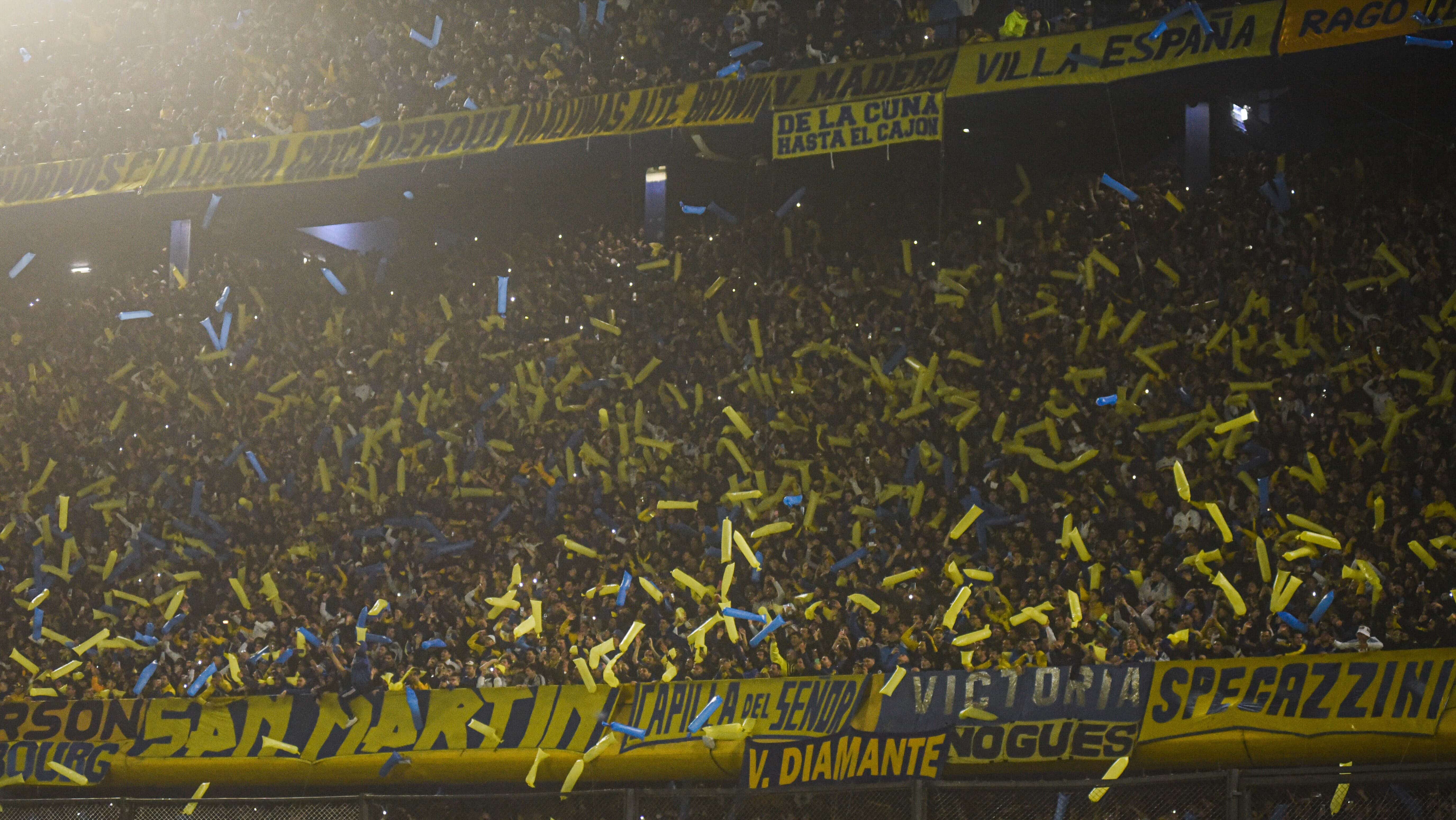 Torcedor do Boca Juniors faz viagem insana e vai de Buenos Aires ao Maracan&atilde; a p&eacute;