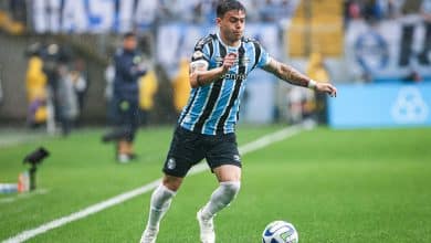 Carballo est&aacute; muito abaixo no Gr&ecirc;mio e sua desconvoca&ccedil;&atilde;o explica um pouco deste drama