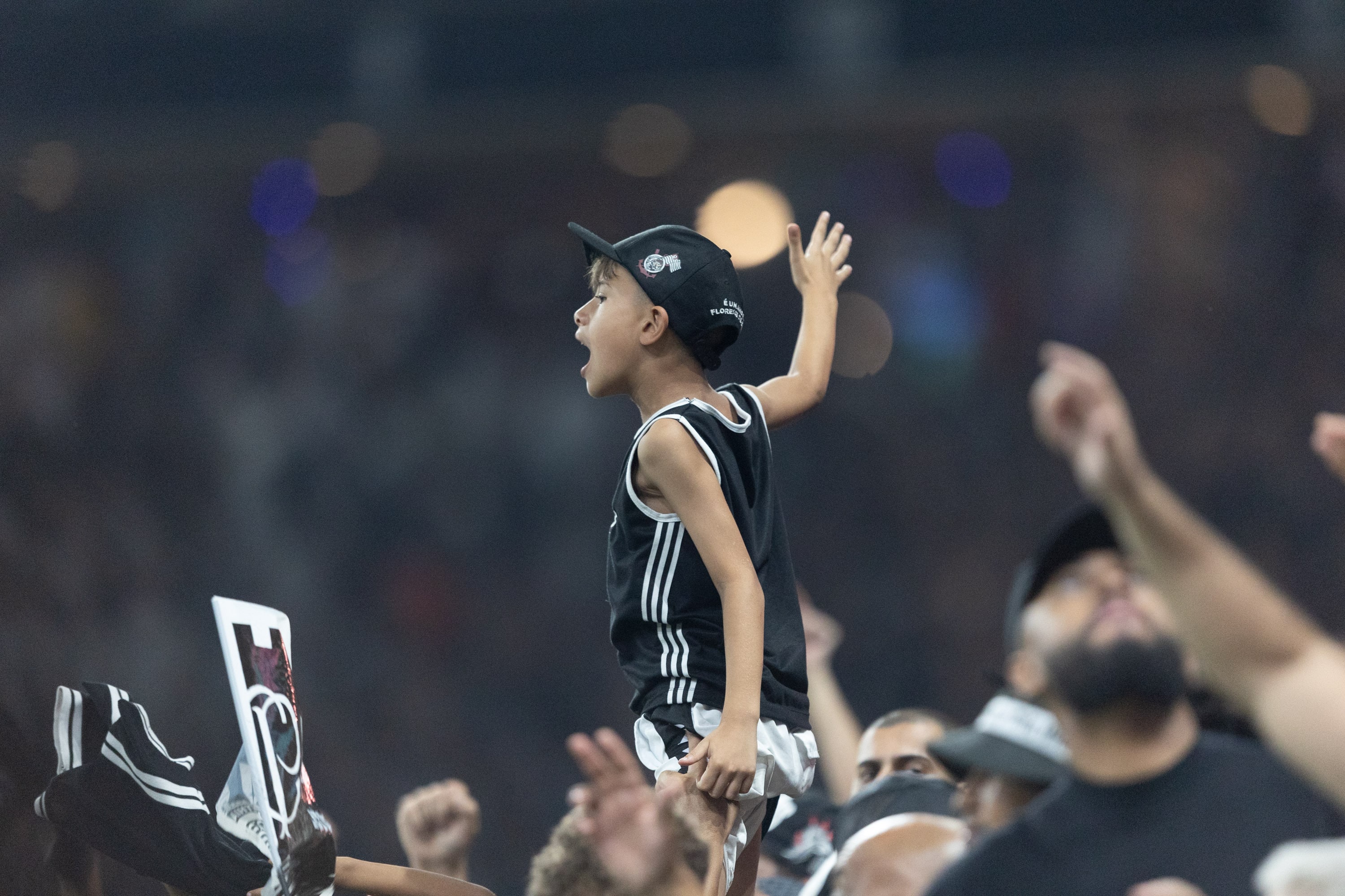 &lsquo;Sofredor com orgulho&rsquo;, torcedor do Corinthians n&atilde;o aguenta mais sofrer