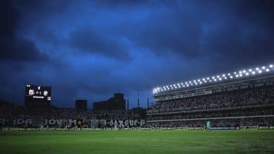 Em Santos x Vasco, Vila teve clima exageradamente tenso com direito a granada apreendida e provoca&ccedil;&atilde;o oficial