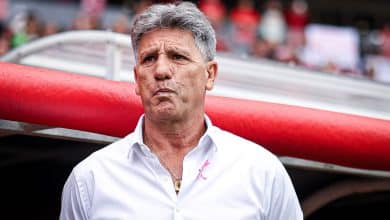 Gr&ecirc;mio: Renato n&atilde;o corre risco de ser demitido ap&oacute;s papel&atilde;o, mas 2024 &eacute; colocado em xeque