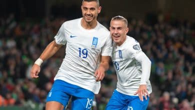 Diante da Irlanda, Gr&eacute;cia &eacute; mais eficiente e mant&eacute;m vivo o sonho da vaga direta na Eurocopa