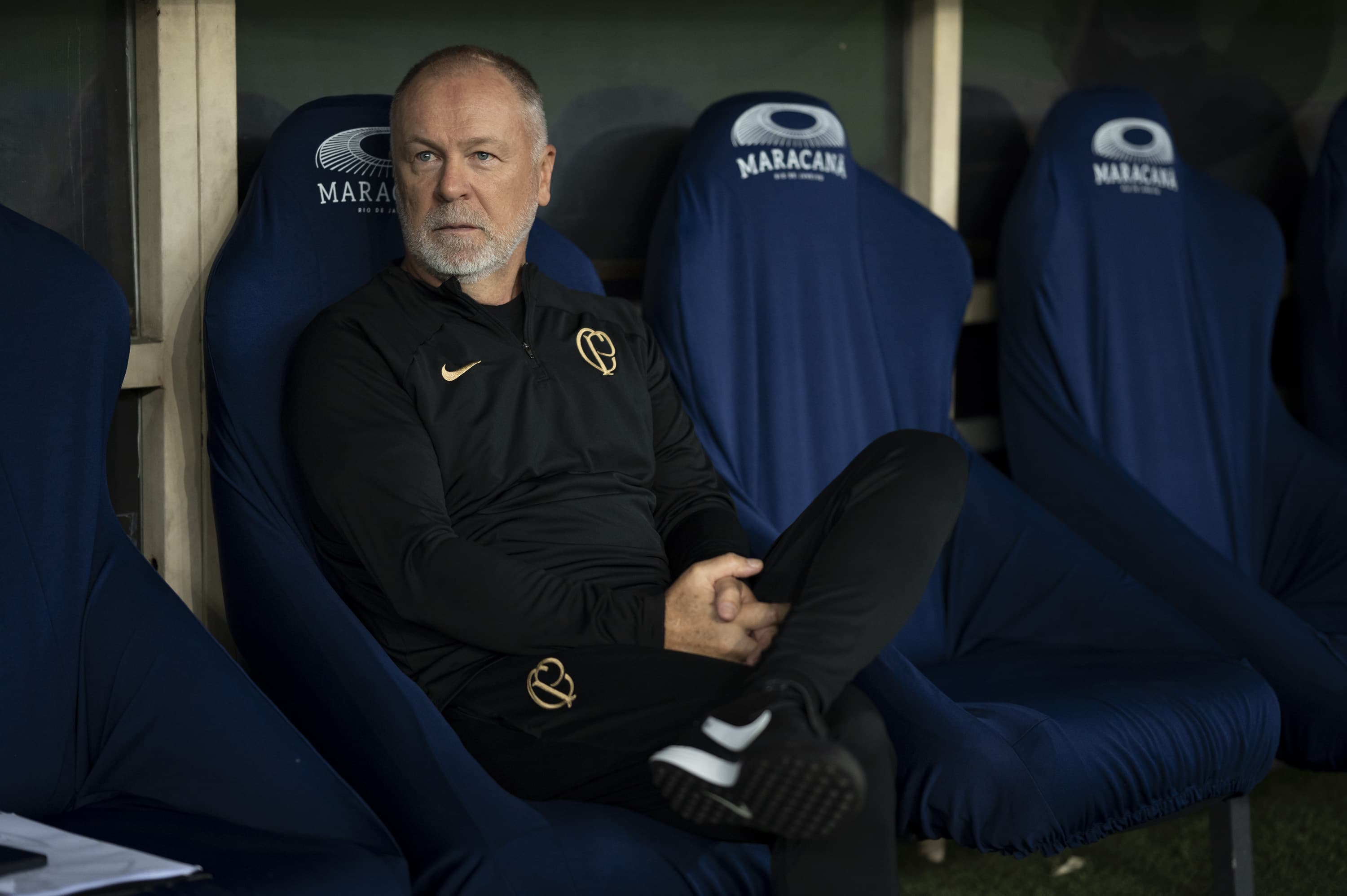 Mano Menezes lamenta resultado no Maracan&atilde;, mas enxerga a mudan&ccedil;a que procura no Corinthians