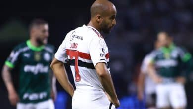 Protagonista na Copa do Brasil, Lucas pode deixar o S&atilde;o Paulo sem despedida e em seca de gols