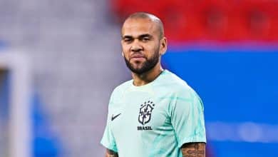 &lsquo;Daniel Alves do futebol&rsquo; &eacute; o mesmo que est&aacute; preso pelo estupro de uma mulher