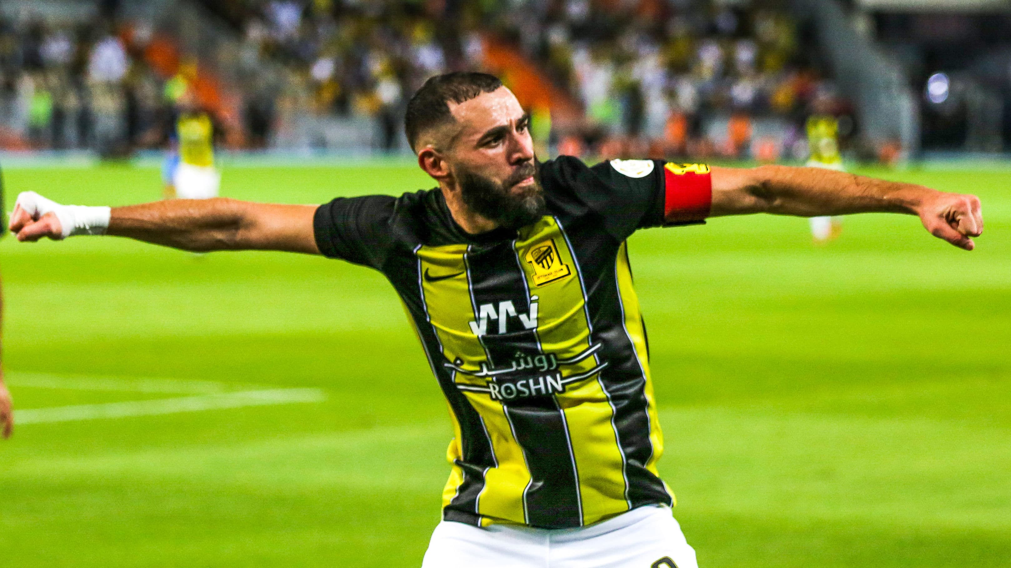 Benzema &eacute; o grande nome do Al Ittihad, e depois de sofrer les&atilde;o, o franc&ecirc;s est&aacute; confirmado no Mundial de Clubes - Foto: Icon sport