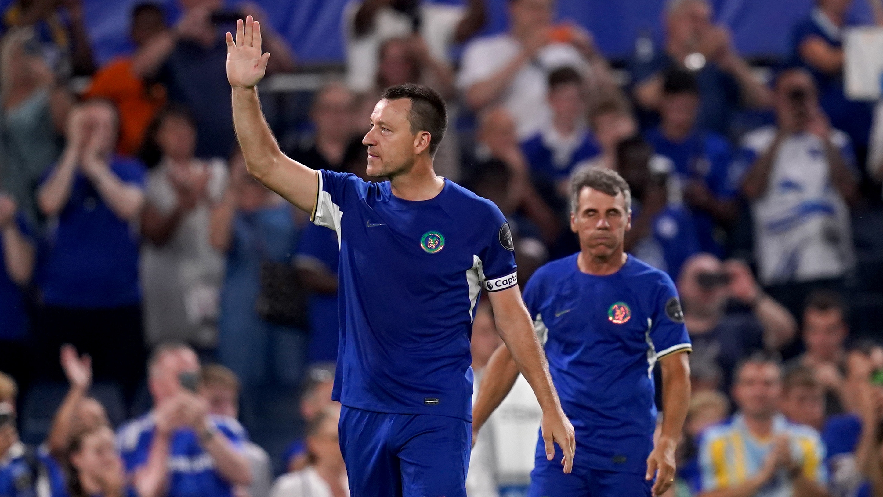 Terry desiste do sonho de treinar o Chelsea: &ldquo;Machuca e sempre me incomodar&aacute;&rdquo;