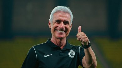 Enquanto Botafogo patina no Brasileiro, Lu&iacute;s Castro se consolida e vive boa fase na Ar&aacute;bia Saudita