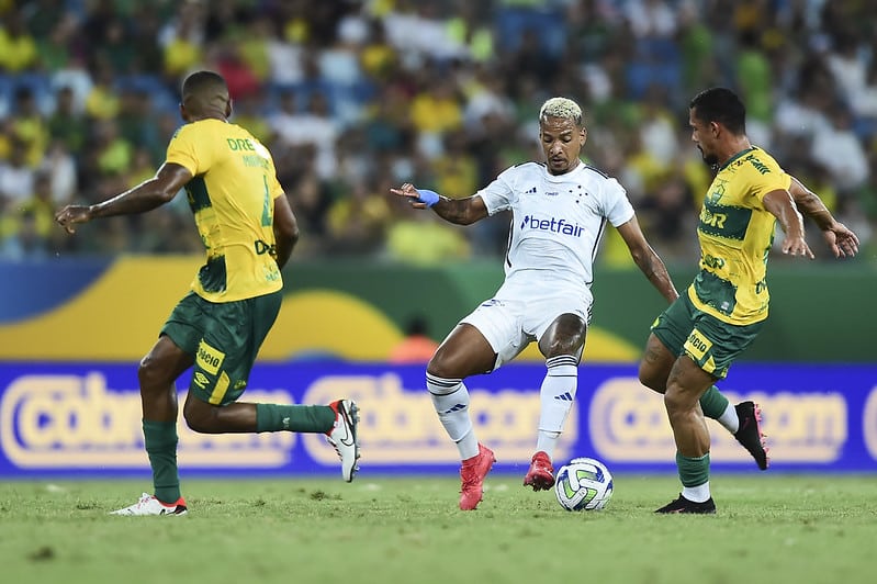 Matheus Pereira voltou a jogar contra o Cuiab&aacute; e &eacute; a grande esperan&ccedil;a da torcida do Cruzeiro para a reta final do Brasileir&atilde;o