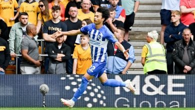 Mitoma se tornou destaque da Premier League e renova contrato com o Brighton por quatro anos