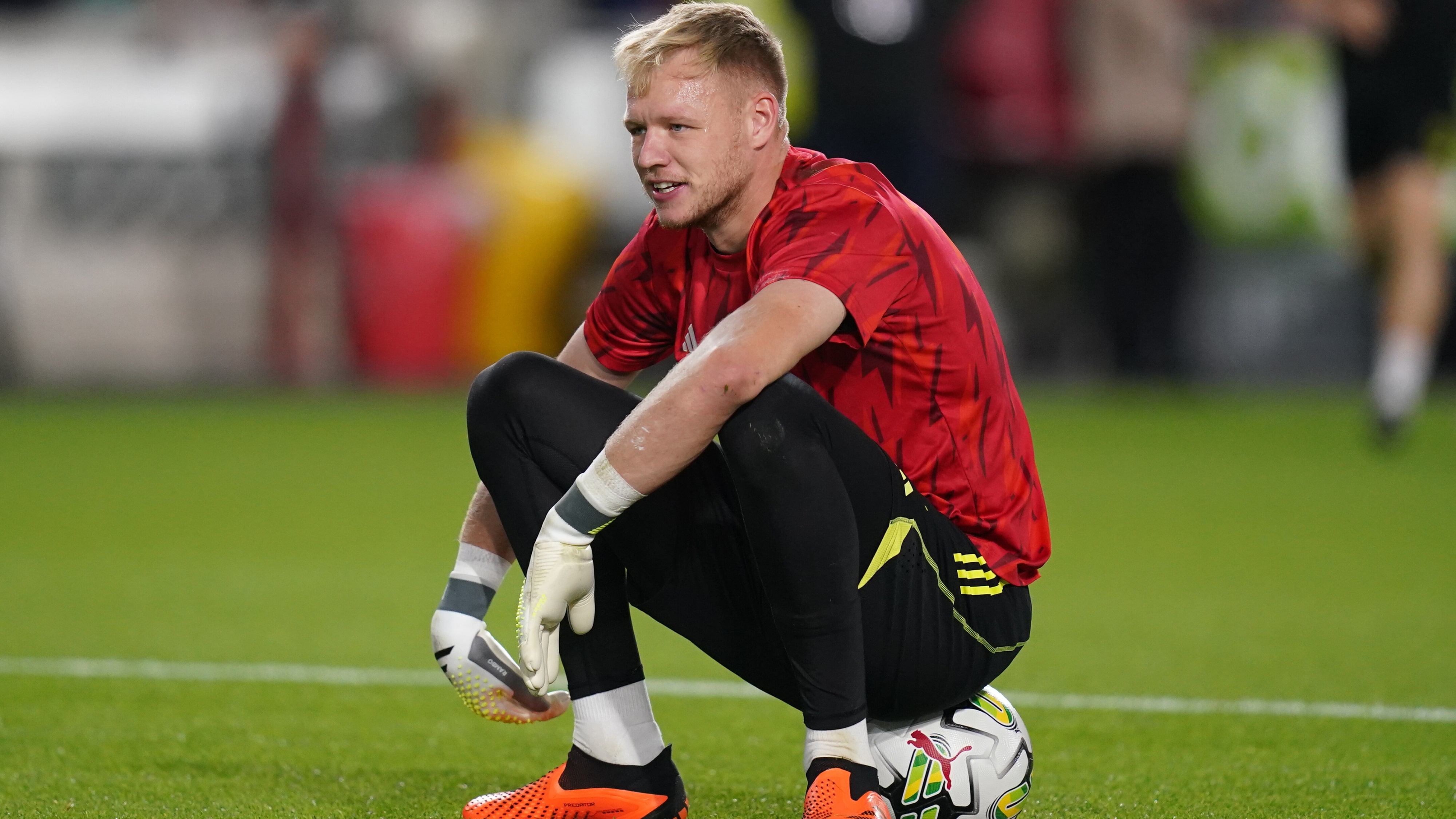 Ramsdale admite estar sofrendo por ter perdido a posi&ccedil;&atilde;o no Arsenal