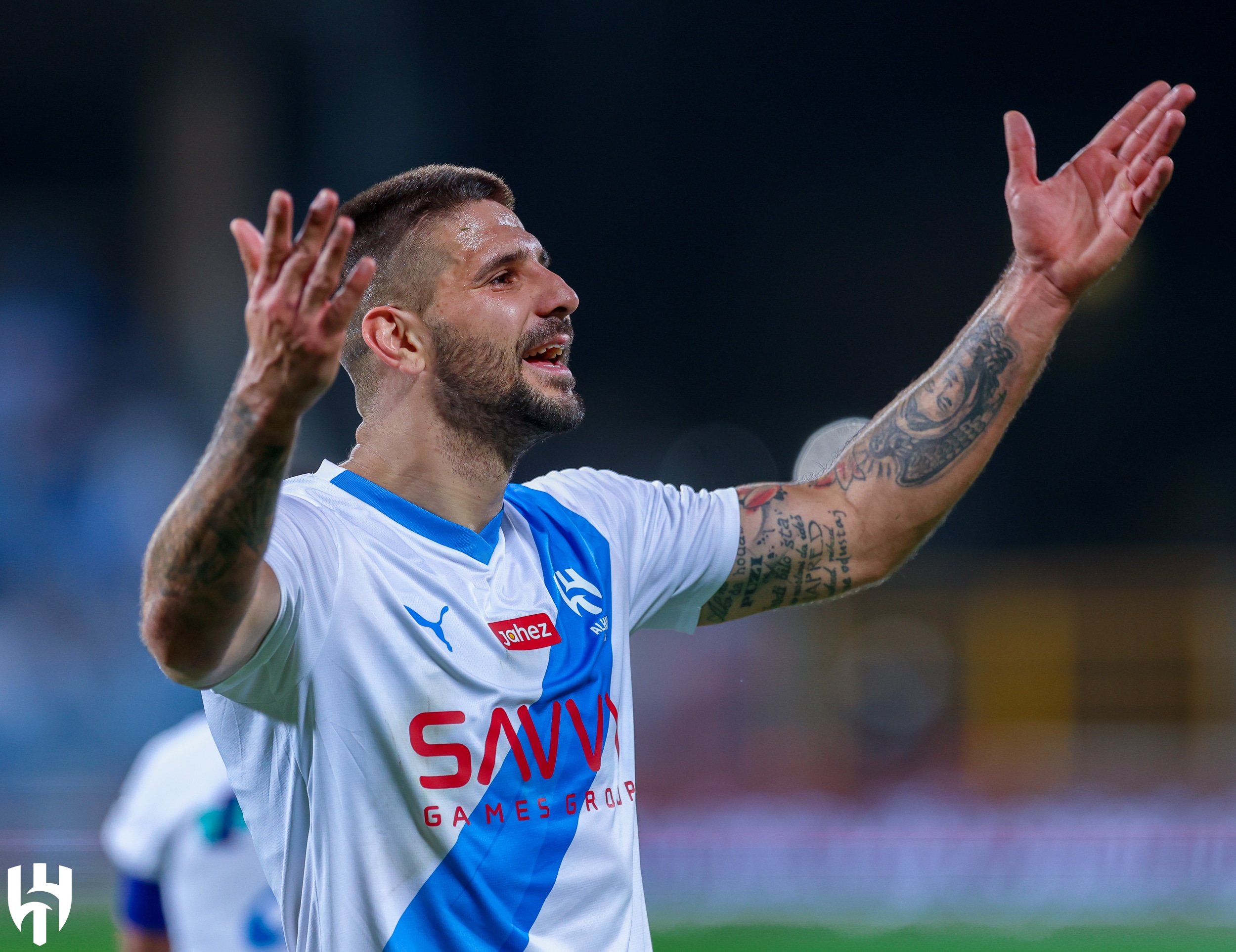 Sem Neymar, sem problema: Mitrovic garante vit&oacute;ria do Al-Hilal no Saudita
