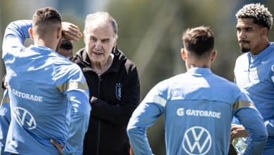 Bielsa j&aacute; faz das suas loucuras para reinventar o Uruguai rumo &agrave; Copa de 2026