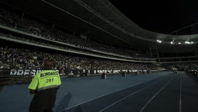 &ldquo;Noite estelar&rdquo; acaba em apag&atilde;o, Botafogo x Athletico-PR &eacute; adiado e CBF causa confus&atilde;o