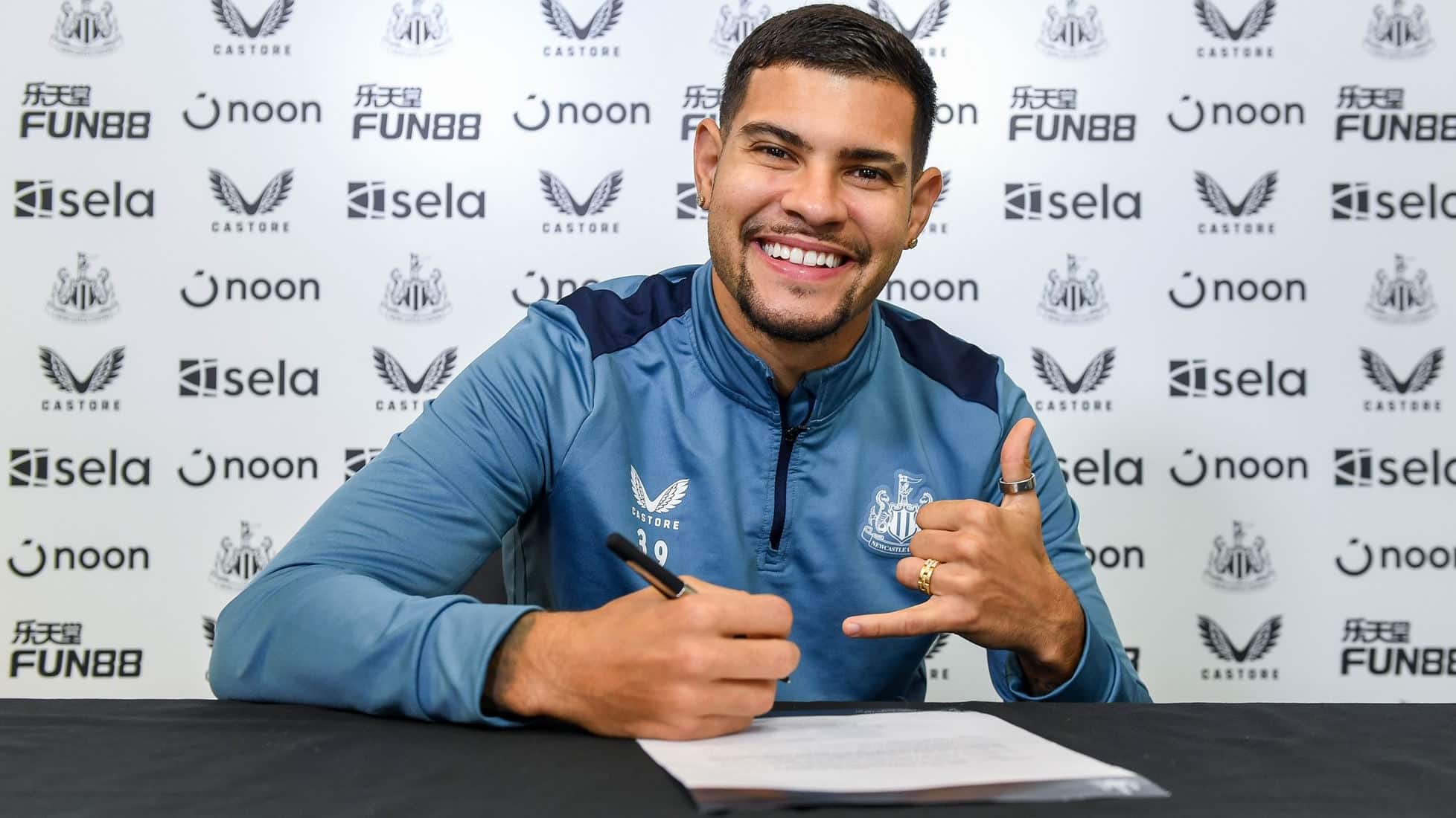 Mais uma boa not&iacute;cia para o Newcastle: Bruno Guimar&atilde;es renova contrato at&eacute; 2028