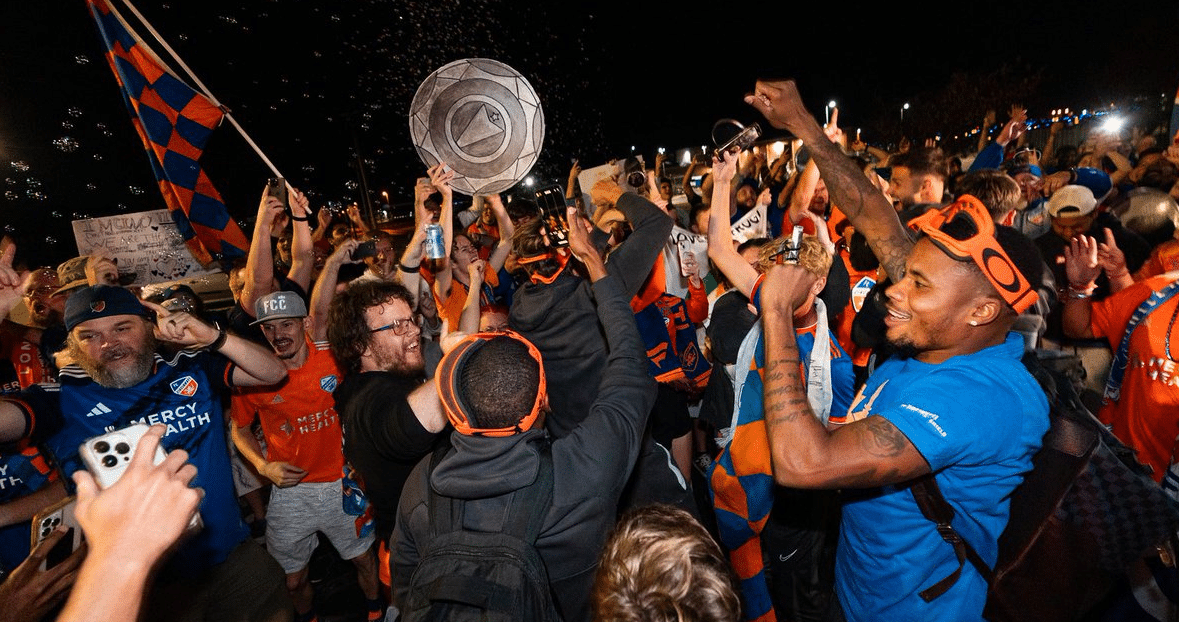 Depois de ser tri lanterna, o Cincinnati leva o t&iacute;tulo de melhor da temporada regular