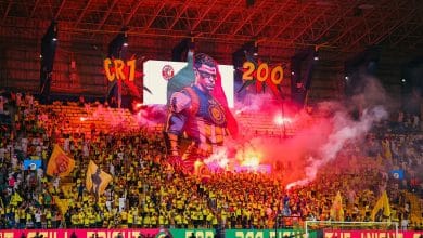 Cristiano Ronaldo vira super-her&oacute;i em bandeira do Al-Nassr e justifica homenagem em campo
