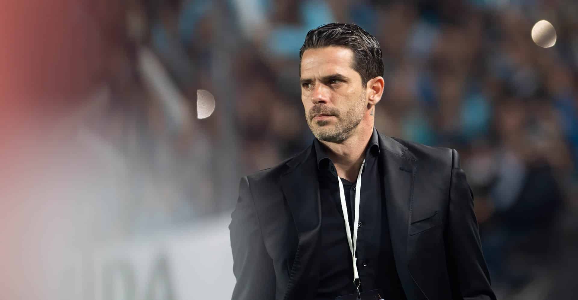 O Independiente reage sob as ordens de Tevez e provoca a demiss&atilde;o de Gago no Racing