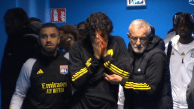 &Ocirc;nibus do Lyon &eacute; atacado com pedras em Marselha e Grosso fica ferido por estilha&ccedil;os