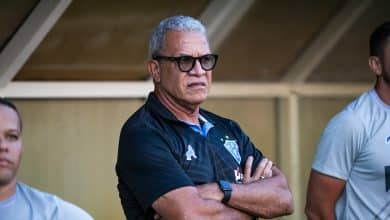 Em decis&atilde;o in&eacute;dita, STJD pune H&eacute;lio dos Anjos, t&eacute;cnico do Paysandu, por homofobia