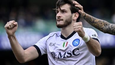 Kvarat&shy;skhelia e Politano brilham na aus&ecirc;ncia de Osimhen e Napoli volta a vencer