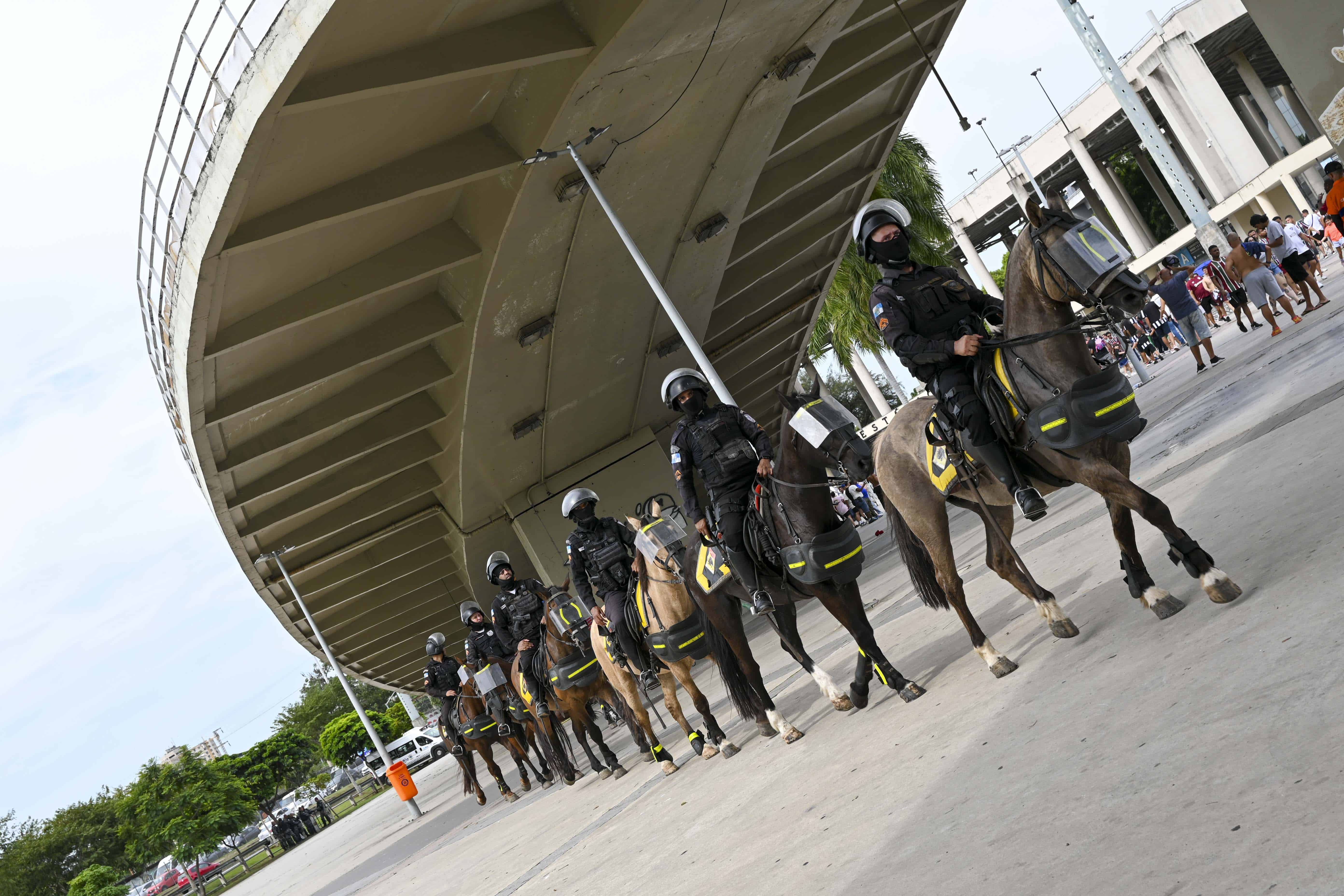 Morte a tiros de torcedor do Flamengo escancara viol&ecirc;ncia no futebol carioca e inefici&ecirc;ncia do poder p&uacute;blico