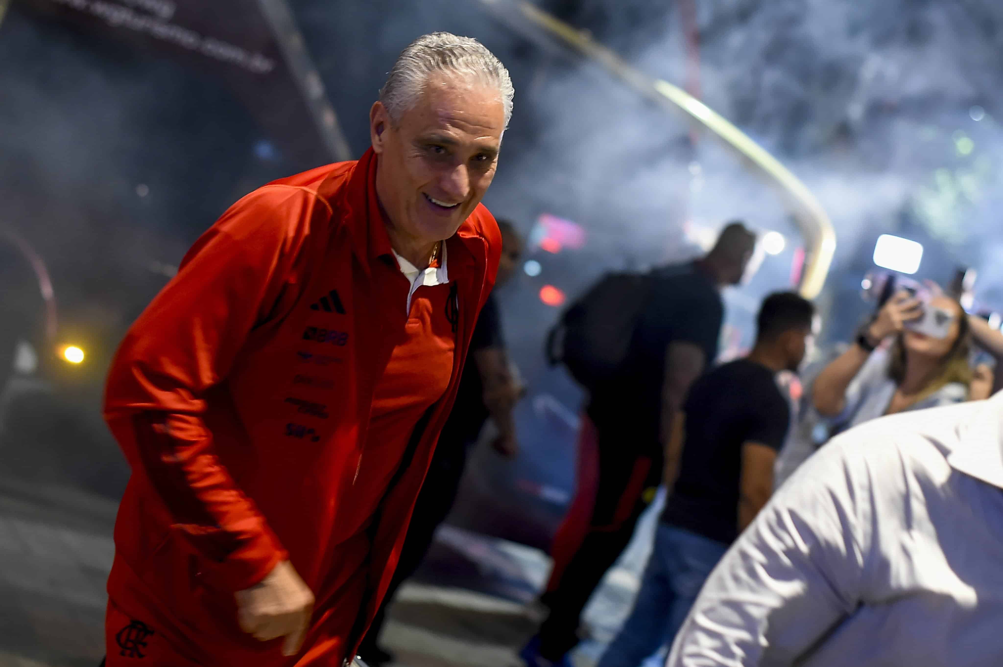 Tite implementa mudan&ccedil;as sutis na escala&ccedil;&atilde;o do Flamengo antes da estreia