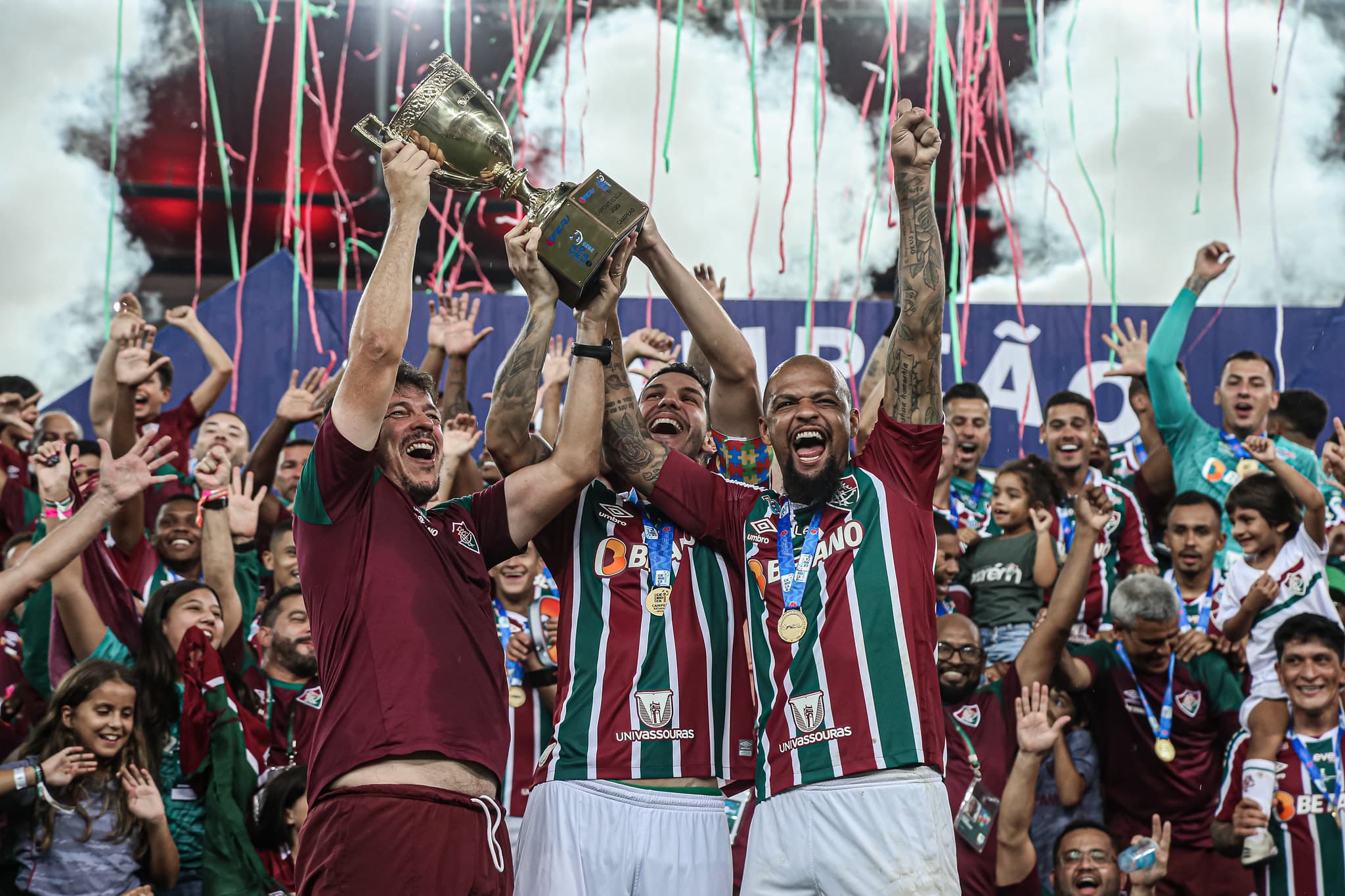 Mesmo com menos dinheiro, Fluminense goleou o Flamengo na decis&atilde;o e conquistou o bicampeonato carioca em 2023 - Foto: Marcelo Gon&ccedil;alves/Fluminense FC