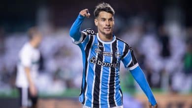 A novela Ferreira ganha mais um cap&iacute;tulo: Bahia entra na briga com o S&atilde;o Paulo para contratar atacante