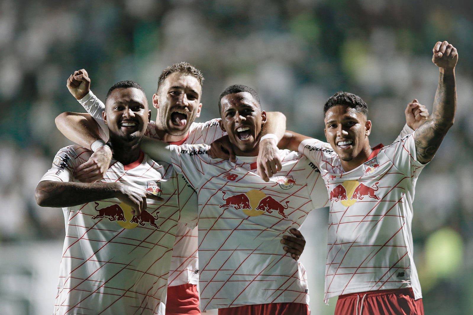 &Eacute; preciso levar a s&eacute;rio o Red Bull Bragantino na briga pelo t&iacute;tulo do Brasileir&atilde;o