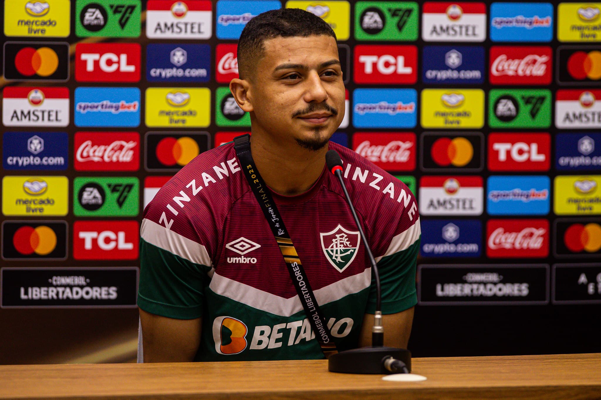 Andr&eacute; deixa ansiedade de lado e quer desfrutar de final da Libertadores pelo Fluminense
