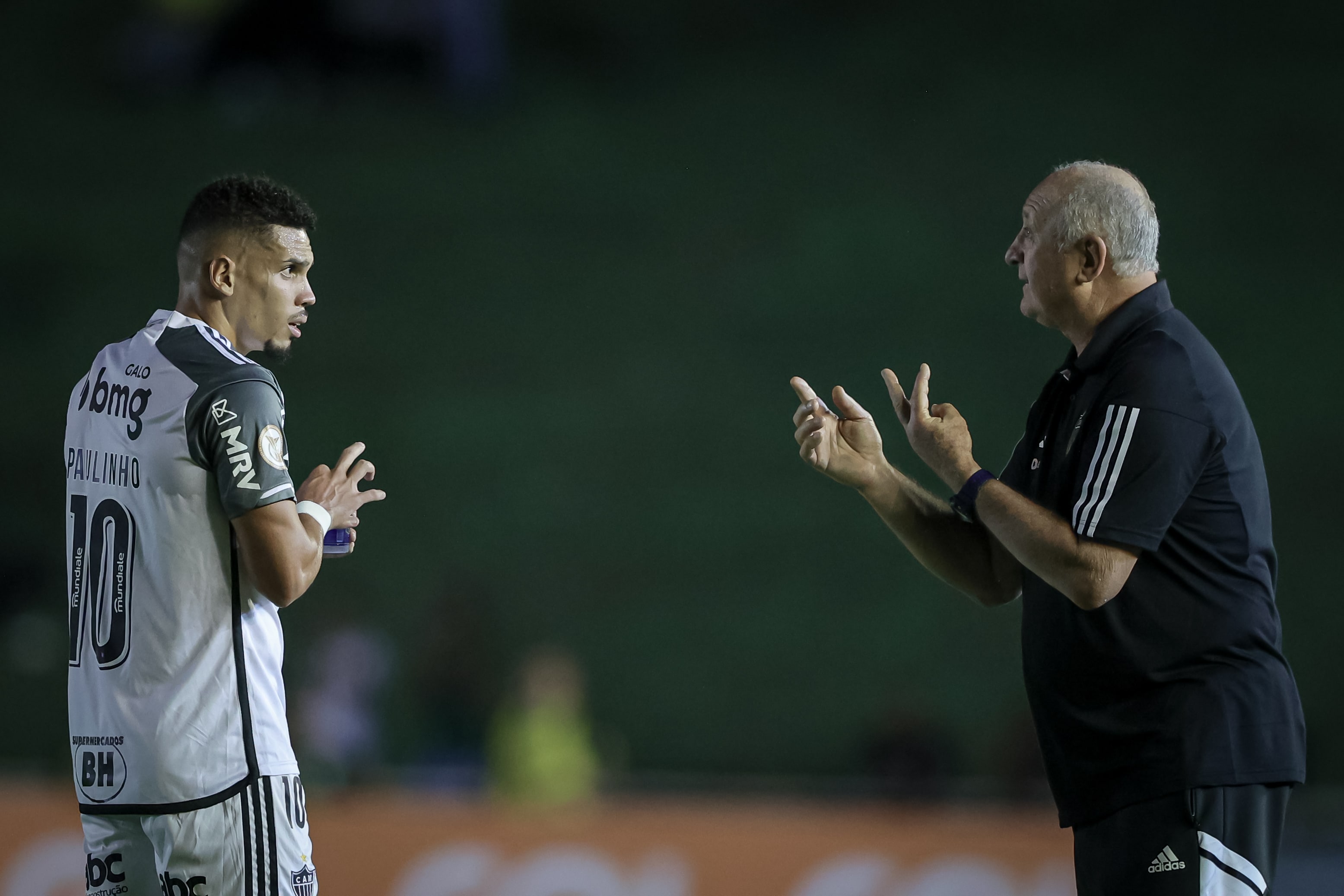 O Atl&eacute;tico-MG segue sem saber qual &eacute; o seu lugar, e se contenta com pouco